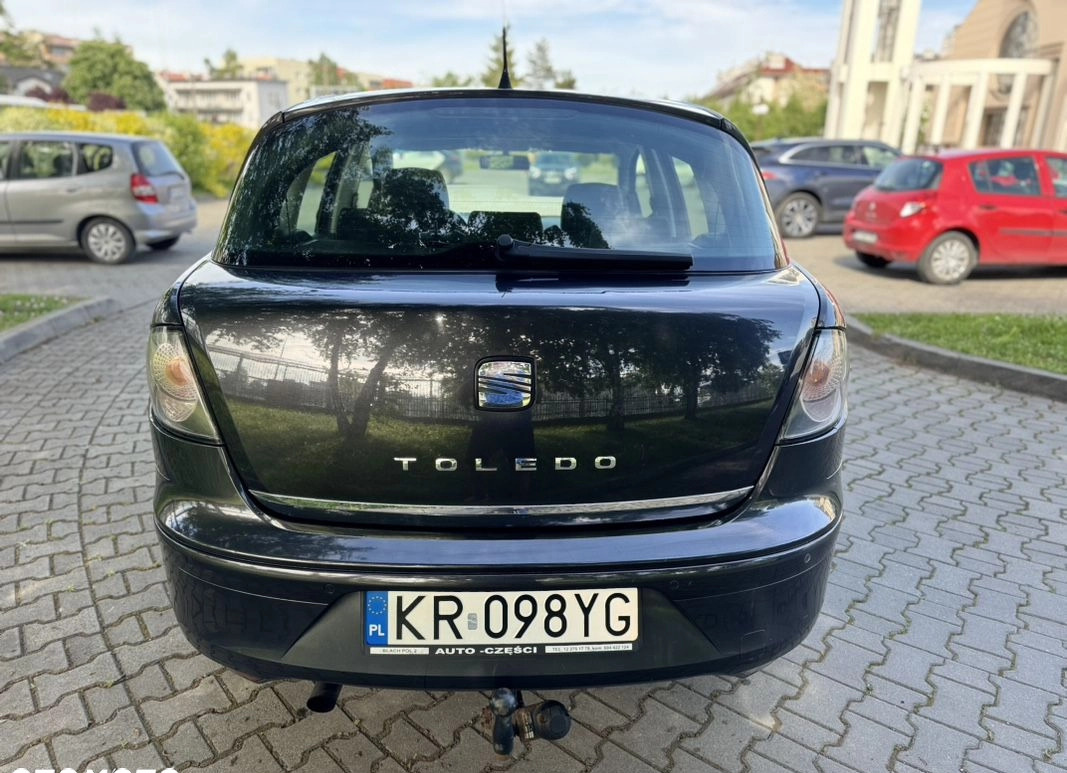 Seat Altea cena 10900 przebieg: 221000, rok produkcji 2006 z Kraków małe 106